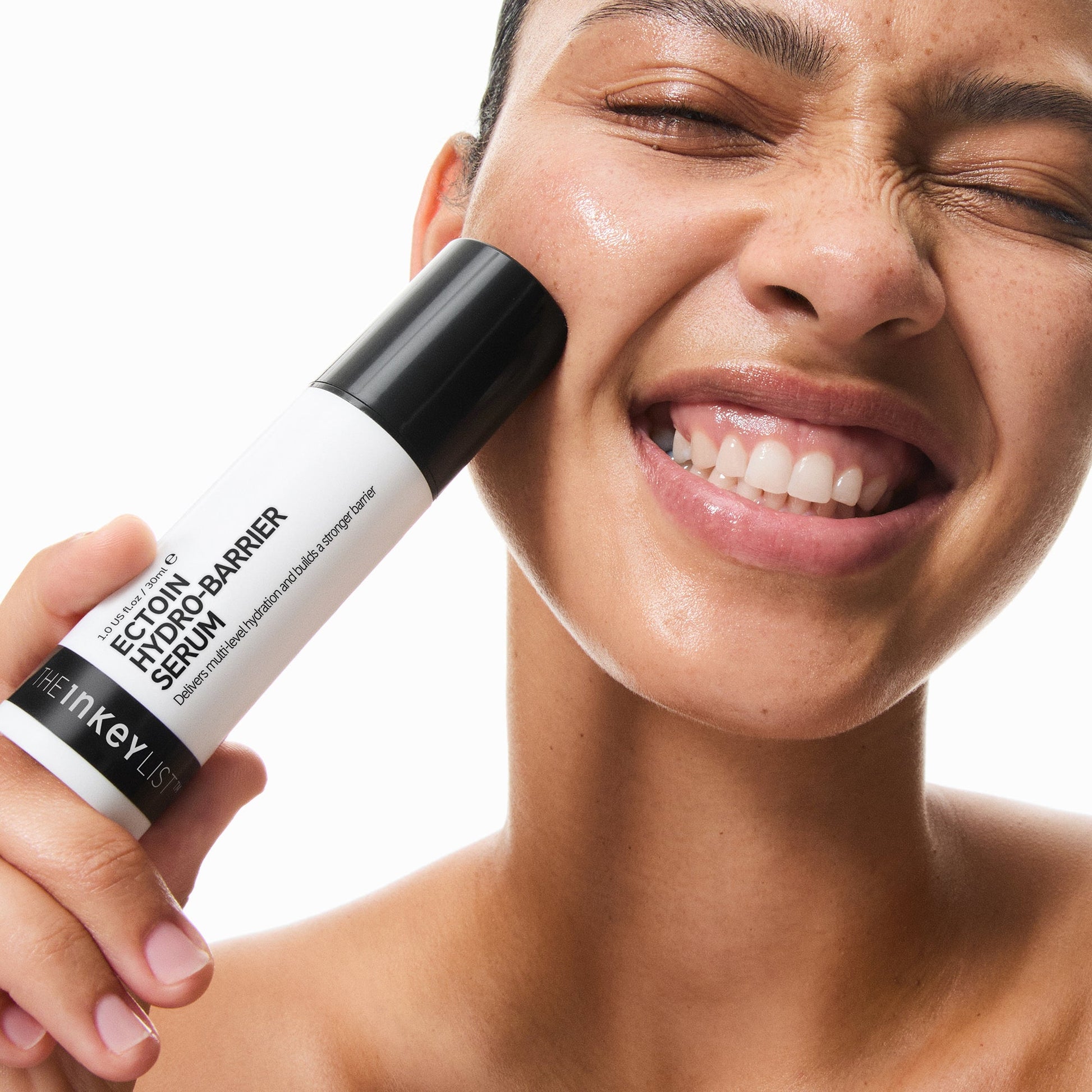 ectoin-hydro-barrier-serum-b2 Omega50_Model_2000x2000_51d34848-519c-4045-b288-30216504f8ba.jpg