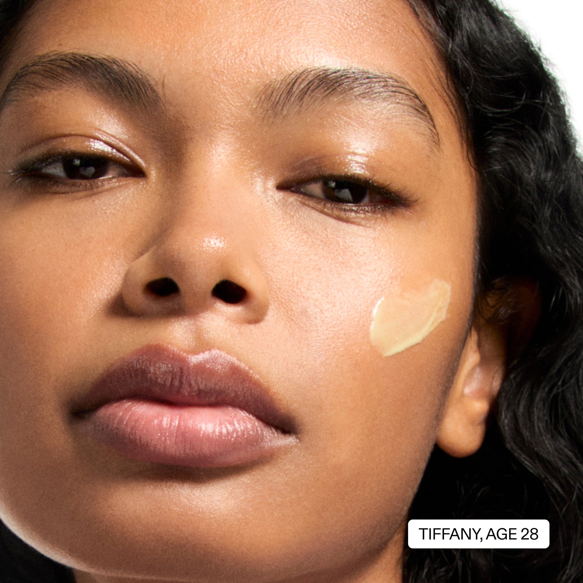 starter-retinol-serum-t6 StarterRetinol_Model2_2000x2000_fa44e5e2-09cd-4121-9780-08a9debd7d88.jpg