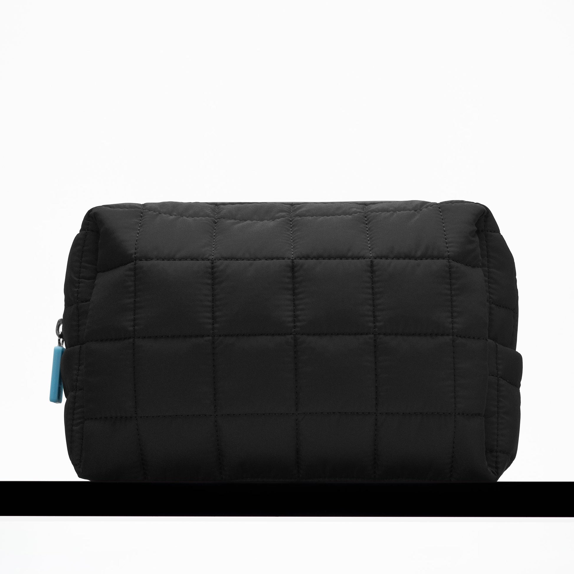 the-inkey-list-washbag-f1 washbag-hydration-04.jpg